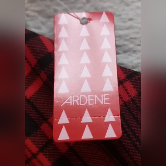 Cute Ardene Christmas dress. - Picture 5 of 10